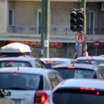 Βίντεο από το τροχαίο στον Κολωνό: Ανακοπή στο τιμόνι φέρεται να υπέστη ο 61χρονος οδηγός