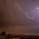 Τι είναι η «γραμμή λαίλαπας» που σαρώνει την Ήπειρο – Έχει πέσει όσο νερό ρίχνει σε δύο μήνες