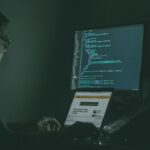 Έρευνα αποκαλύπτει το προφίλ όσων εργάζονται στο dark web – Ποιοι είναι, τι κάνουν, πόσα κερδίζουν