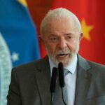 Βραζιλία: «Μάθημα δημοκρατίας» η καταδίκη και φυλάκιση Μπολσονάρου λέει ο Λούλα