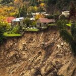 Κακοκαιρία ADEL: Μεγάλες κατολισθήσεις στα Τζουμέρκα – Σπίτια «κρέμονται» στο γκρεμό