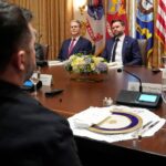 Πιέσεις στην Ουκρανία να δεχθεί το ειρηνευτικό σχέδιο – Οι «σκληροί» και ο διαλλακτικός Ζελένσκι