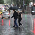 Προ των πυλών τριήμερη κακοκαιρία με βροχές – Χειμωνιάτικο μοτίβο στα τέλη της εβδομάδας