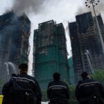 Χονγκ Κονγκ: 44 νεκροί και 279 αγνοούμενοι από την πυρκαγιά σε ουρανοξύστες – Τρεις συλλήψεις