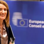 Στην Αθήνα η Μέτσολα την Παρασκευή 28/11 – Συναντήσεις με Μητσοτάκη, Τασούλα και Κακλαμάνη