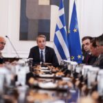 Μητσοτάκης στο υπουργικό: Αύριο η επιστροφή ενοικίου σε πάνω από ένα εκατομμύριο ενοικιαστές