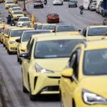 Πανελλαδικό «χειρόφρενο» από τους οδηγούς ταξί Τρίτη και Τετάρτη – Τι ζητούν