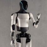 Γιατί ο Ίλον Μασκ ποντάρει πολλά στα ανθρωποειδή ρομπότ Optimus της Tesla