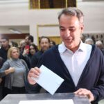 Εσωκομματικές εκλογές της ΝΔ: Ψήφισε ο Κυριάκος Μητσοτάκης -«Το μόνο κόμμα που εγγυάται την προκοπή»
