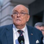 Ο Τραμπ απένειμε χάρη στον Ρούντι Τζουλιάνι για την προσπάθεια ακύρωσης των εκλογών του 2020