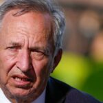 Υπόθεση Έπστιν: Αποσύρεται από τον δημόσιο βίο ο πρώην υπουργός Οικονομικών των ΗΠΑ Σάμερς