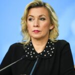 «Καρφί» Ζαχάροβα: Η Ιταλία θα καταρρεύσει όπως ο πύργος της αν συνεχίσει να υποστηρίζει την Ουκρανία