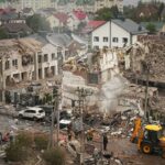 Βυθίστηκαν στο σκοτάδι εκατομμύρια Ουκρανοί έπειτα από ρωσικές επιθέσεις