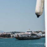 Αυτοκίνητο έπεσε στη θάλασσα από την προβλήτα στη Σαλαμίνα – Νεκρός ο οδηγός