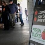 Τη μισή επισιτιστική βοήθεια θα λάβουν οι φτωχοί Αμερικανοί παρά τις δικαστικές αποφάσεις