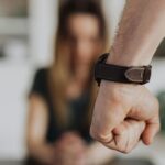 Άγριος ξυλοδαρμός γυναίκας από τον σύζυγό της στην Εύβοια – Γνώριμος των Αρχών ο δράστης