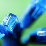 Ελλάδα και Βαλκάνια: Πώς εξελίσσονται σε τηλεπικοινωνιακή «πύλη» της Ευρώπης