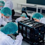 Η Prisma Electronics στέλνει στο διάστημα νανοδορυφόρο και προσελκύει επενδυτές