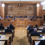ΟΠΕΚΕΠΕ: Την άμεση κλήτευση του «Φραπέ» αποφάσισε η Εξεταστική – Αίτημα και από την ΝΔ