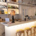 «Ρίζα Ρίζα»: Οι… ρίζες της βιωσιμότητας βρίσκονται σε ένα all-day food bar στο Κουκάκι