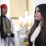 Στο Προεδρικό Μέγαρο η Κίμπερλι Γκίλφοϊλ για την επίδοση των διαπιστευτηρίων της στον Τασούλα