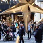 Εορταστικό ωράριο Χριστουγέννων: Πότε κάνει «πρεμιέρα» – Τι πρέπει να γνωρίζετε