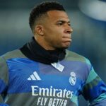 Η Παρί Σεν Ζερμέν υποχρεώνεται να πληρώσει 60 εκατομμύρια ευρώ στον Εμπαπέ