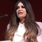 Λαμπαδηδρόμος η Κίμπερλι Γκιλφόιλ: Έτρεξε με τη Φλόγα των Ολυμπιακών Αγώνων