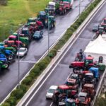 Κλείνουν παραδρόμους για δύο ώρες οι αγρότες στο μπλόκο του Μπράλου – Κλιμακώνουν τις κινητοποιήσεις