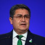 ΗΠΑ: Αποφυλακίστηκε ο καταδικασμένος για λαθρεμπόριο ναρκωτικών πρώην πρόεδρος της Ονδούρας