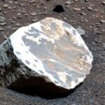 Ανοιχτόχρωμοι βράχοι στον Άρη αποδεικνύουν ότι ο Κόκκινος Πλανήτης ήταν κάποτε μια τροπική όαση