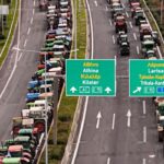 Αγρότες: Άνοιξαν έξτρα λωρίδες σε Βοιωτία, Ριτσώνα, Αμφίκλεια – Ταλαιπωρία για τους εκδρομείς