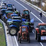 Οι αγρότες έκλεισαν για 5 ώρες τις σήραγγες των Τεμπών για τα φορτηγά – Απαγόρευση κυκλοφορίας ΙΧ