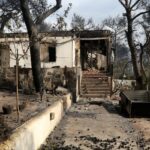 Ειδική σύνταξη 1.700 ευρώ για τους πληγέντες στο Μάτι και στη Μάνδρα