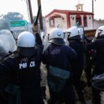 Αγρότες: Διαψεύδει η ΕΛΑΣ τα περί χρήσης πλαστικών σφαιρών στα μπλόκα στο Ηράκλειο