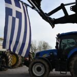 Έληξε ο αποκλεισμός της Εγνατίας στο τελωνείο Κήπων από οδηγούς φορτηγών – Παραμένουν οι αγρότες