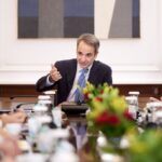 Μητσοτάκης για αγρότες: Ακραίες ενέργειες δεν βοηθούν – Θα λάβουν μισό δισ. παραπάνω από πέρυσι