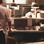 Πώς αμείβονται όσοι εργάζονται τα Χριστούγεννα και την Πρωτοχρονιά