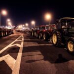 Αγρότες από το μπλόκο Νίκαιας: «Διάλογος θα γίνει με τα τρακτέρ στους δρόμους»