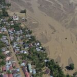 Ινδονησία: Έκκληση για διεθνή βοήθεια μετά τις καταστροφικές πλημμύρες