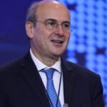 Χατζηδάκης στο Bloomberg: Οι ενεργειακές συμφωνίες ενισχύουν τη γεωπολιτική σημασία της Ελλάδας