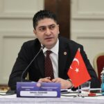 «Θα σπάσουμε τα χέρια της Ελλάδας» – Νέες προκλητικές δηλώσεις από κυβερνητικό εταίρο του Ερντογάν