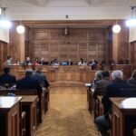 Εξεταστική ΟΠΕΚΕΠΕ: «Μετωπική» ΝΔ – ΠΑΣΟΚ με φόντο την κατάθεση Χνάρη