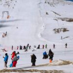 Στα λευκά το χιονοδρομικό κέντρο στο Καϊμακτσαλάν – Στα 40 εκατοστά το χιόνι στην κορυφή