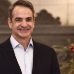 Πρωτοχρονιάτικα κάλαντα: Από ποιους θα τα «ακούσουν» οι πολιτικοί αρχηγοί