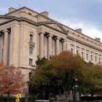 Στη δημοσιότητα 11.000 αρχεία για την υπόθεση Έπσταϊν από το αμερικανικό υπουργείο Δικαιοσύνης