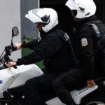 Θεσσαλονίκη: Επεισοδιακή αστυνομική καταδίωξη με 15χρονους που επέβαιναν σε κλεμμένη μηχανή