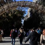 Εορταστικό ωράριο: Ανοιχτά καταστήματα και σούπερ μάρκετ την Κυριακή 14/12