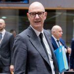 Γαλλία: Aνάπτυξη τουλάχιστον 0,8% για το 2025 αναμένει ο υπουργός Οικονομικών