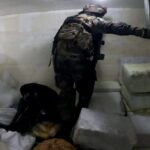 Καρέ – καρέ η έφοδος του γαλλικού πολεμικού ναυτικού στο ελληνικό πλοίο που μετέφερε τόνους κοκαϊνης